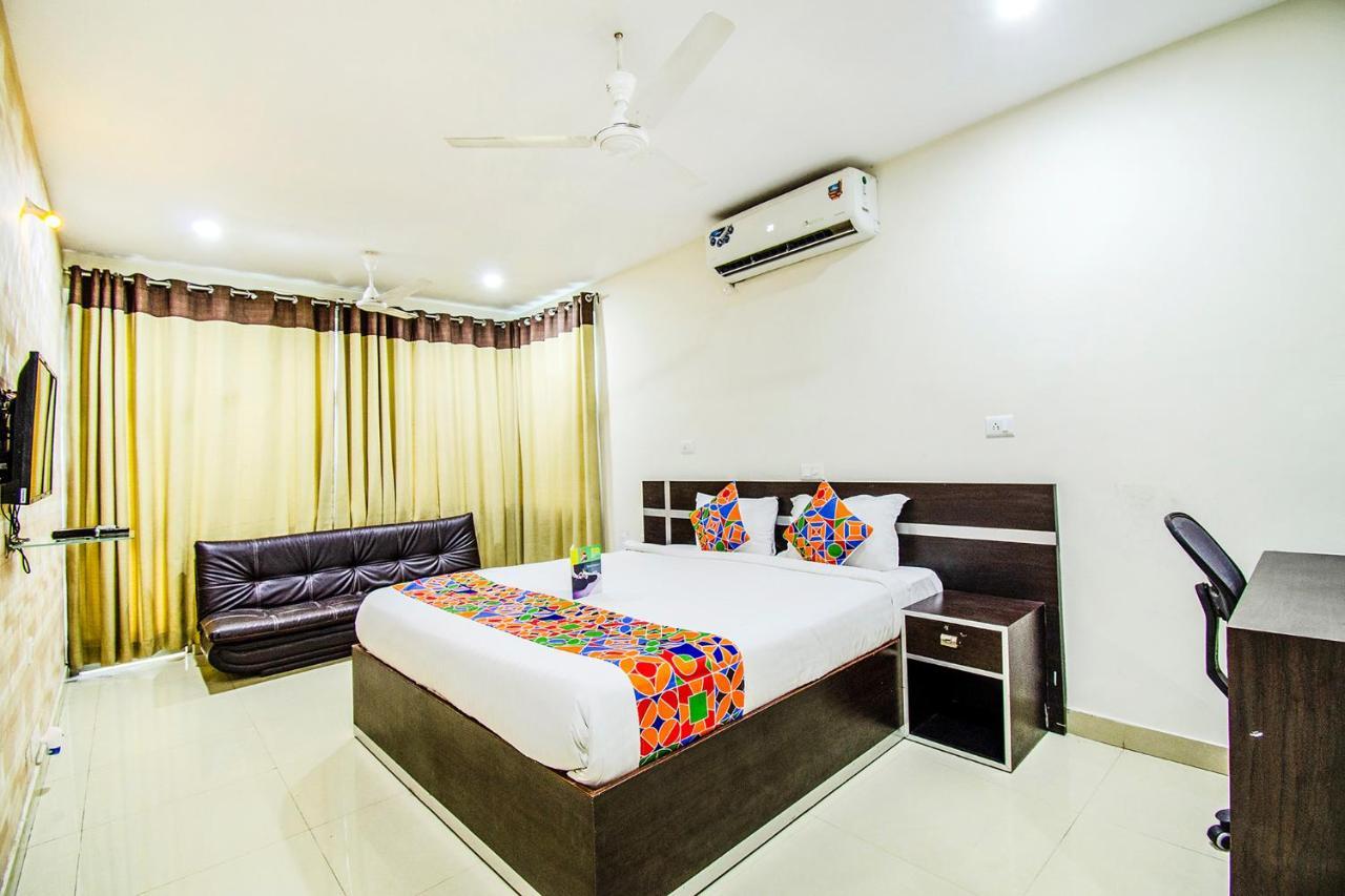 Fabhotel Pride Inn - Nr Tcs Deccan Park, Hitech City Хидерабад Екстериор снимка
